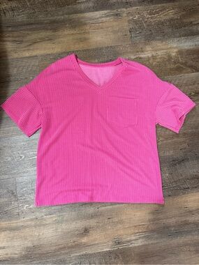 SHEIN ribbed tee